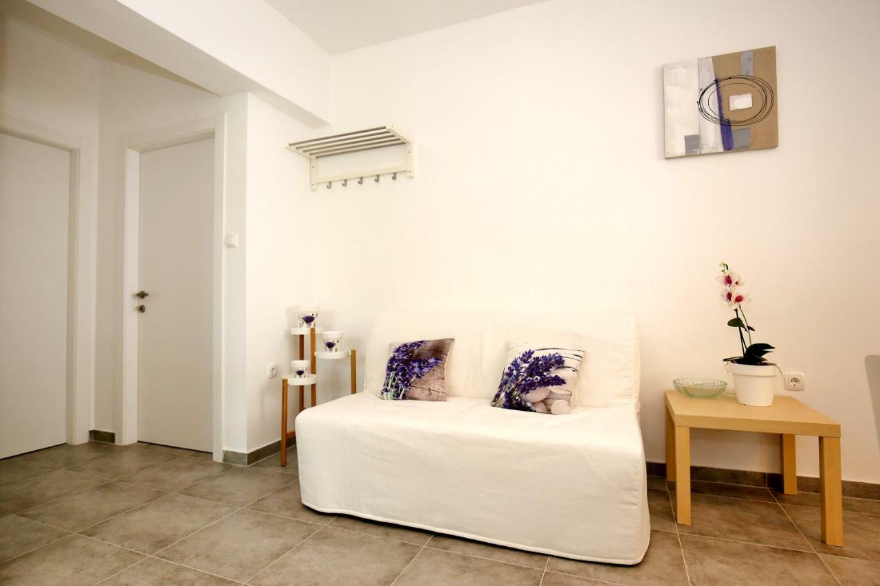 Apartments Ines Murter Exterior photo